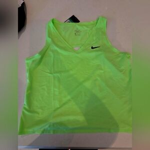 Nike Women's Victory Tank